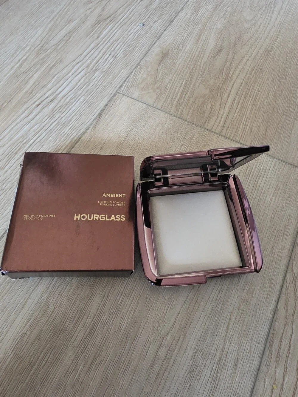 Hourglass Ambient Lighting Powder Ethereal Light New